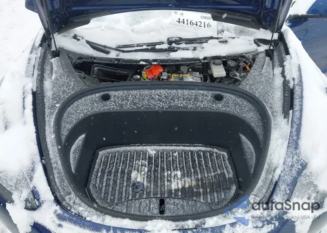 2022 Tesla Model 3 Rear-Wheel Drive z USA, uszkodzony, nr VIN 5YJ3E1EA3NF103783